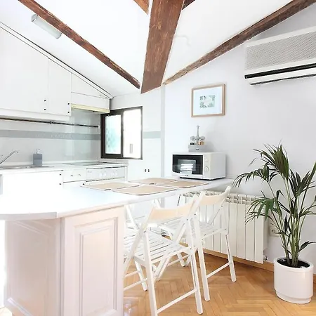 Charming Gran Via IV Apartment Madrid Exterior photo